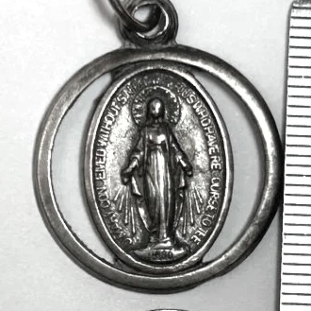 Old Vintage Virgin Mary Silver Tone Catholic Miraculous Religious Medal Pend…